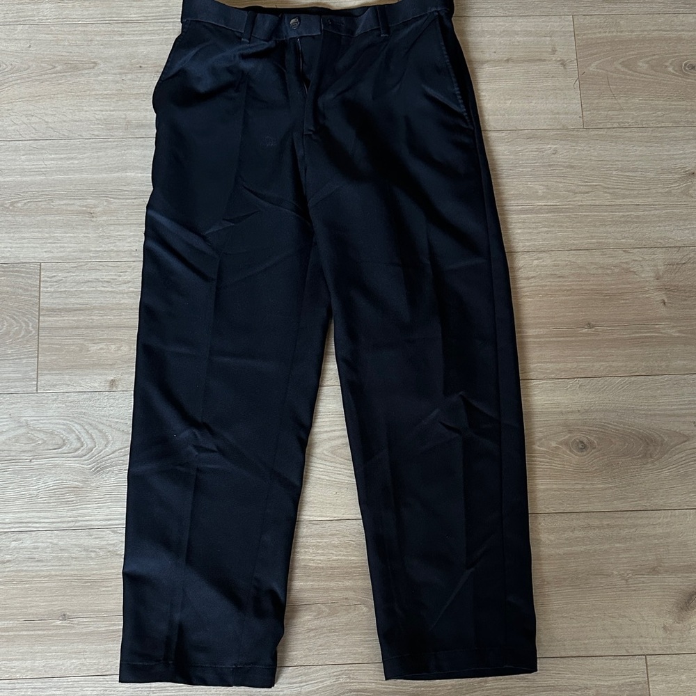 Haggar Men's Elegant Black Dress Pants